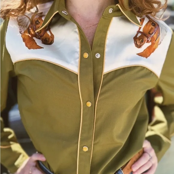 Western Olive Green Shirt with Horse Print - Picture 2 of 8